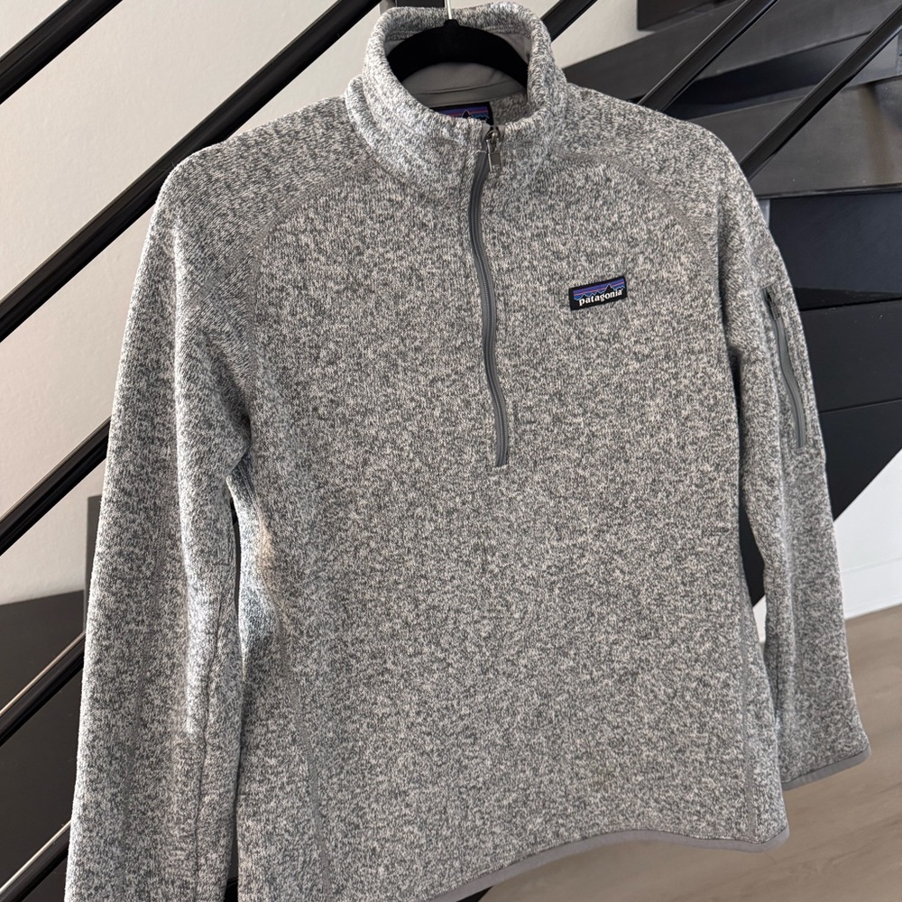 Patagonia Heathered Gray Knit Sweater